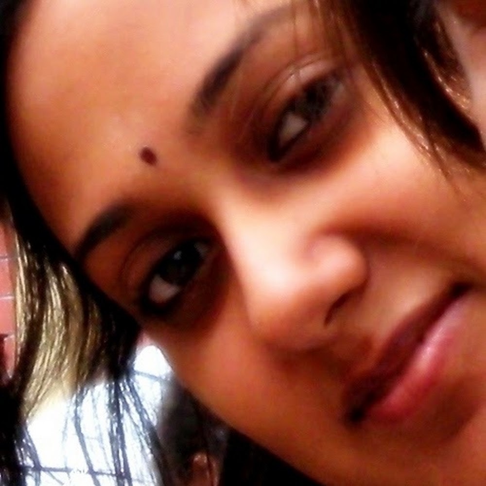 Meet your Posher, Nandhini